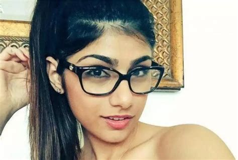 mia khalifa boobs sucking|mia khalifa boobs sucking Search